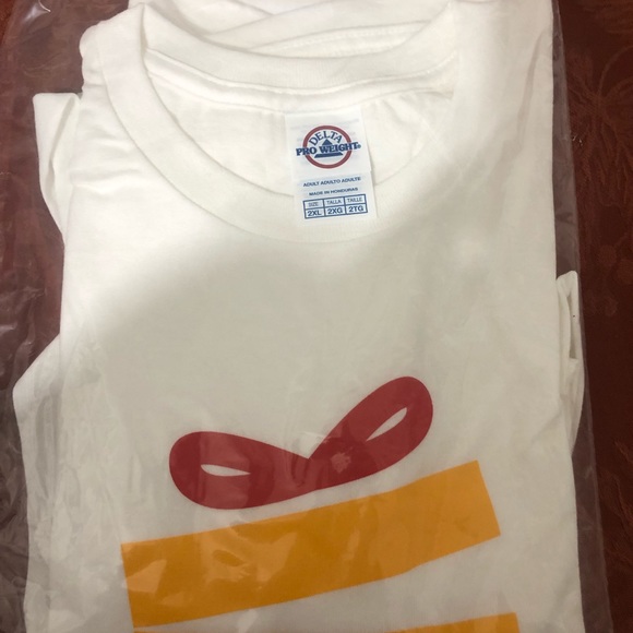 McDonald’s Christmas T-Shirts - Picture 5 of 5